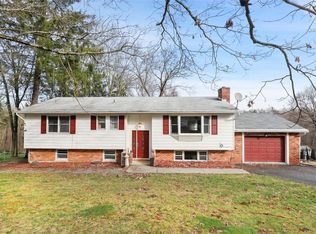 8 Bella Rd, Carmel, NY 10512