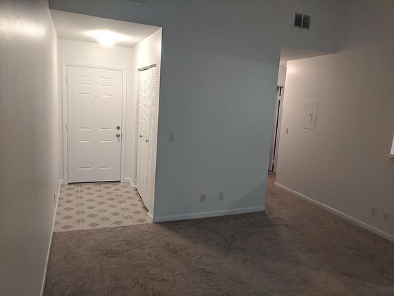 4th image of 815 W Boynton Beach Blvd