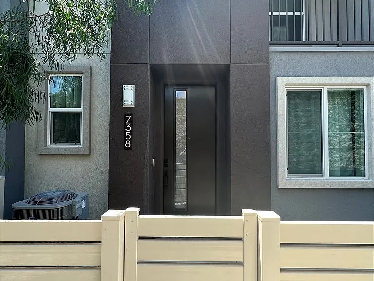7358 Parker Ln — Photo 25