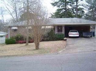105 Greencrest Dr, Little Rock, AR 72204