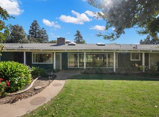 6113 Country Club Pl, Merced, CA 95340