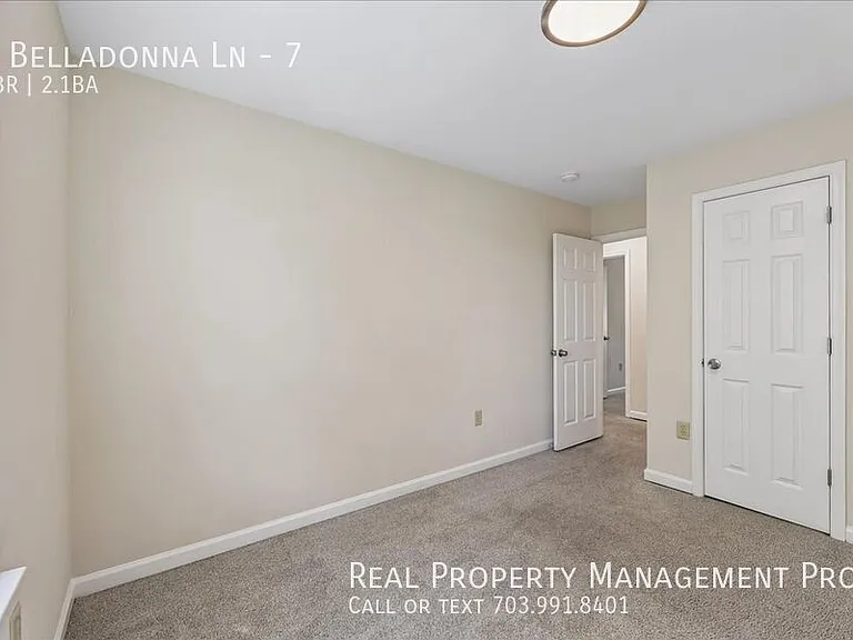 2 Belladonna Ln #7 — Photo 16