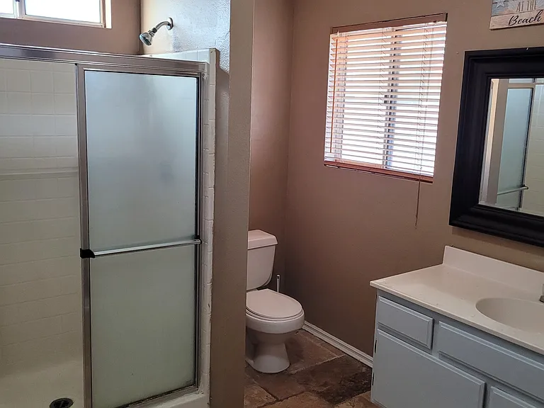 Daisy Rd — Photo 11
