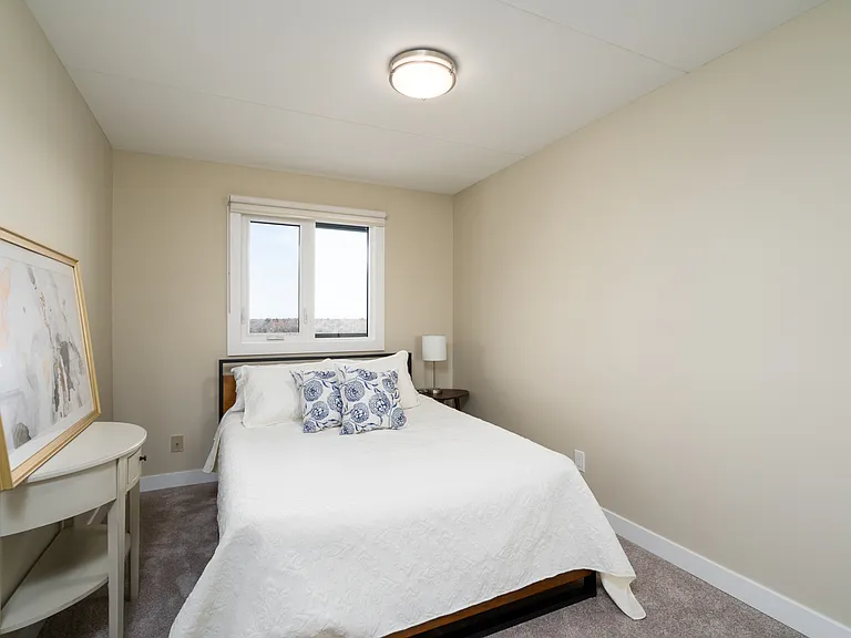 135 Niakwa Rd — Photo 10