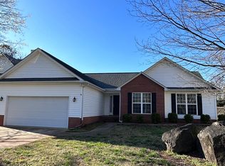 7228 Swans Run Rd, Charlotte, NC 28226