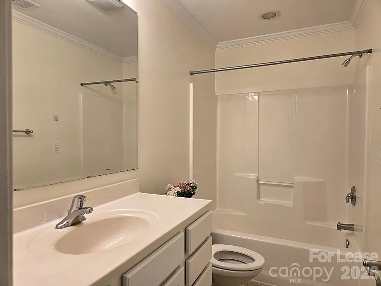 2359 Madeline Meadow Dr — Photo 17