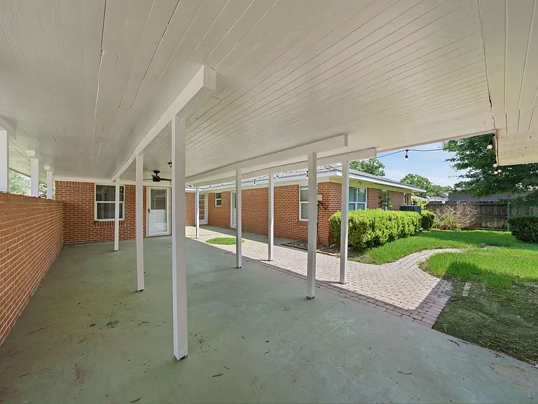 6323 Cindy Ln — Photo 19