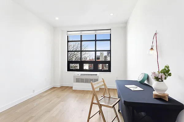 Rented by Compass | media 9