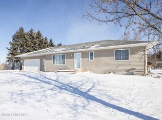 305 3rd St NW, Rothsay, MN 56579