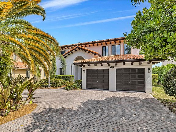 3rd image of 7831 SW 195th Ter