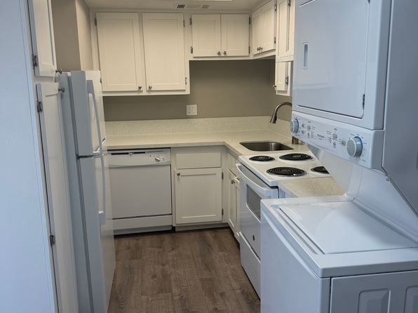 6449 Casada Way APT 27