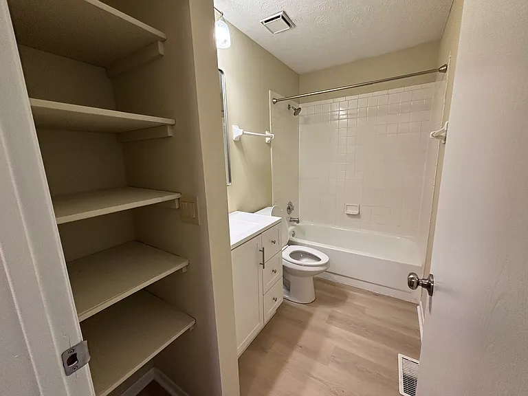 1888 Stoneview Ct — Photo 11