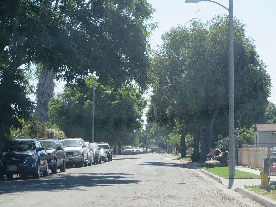 2nd image of 1228 W 134th Pl