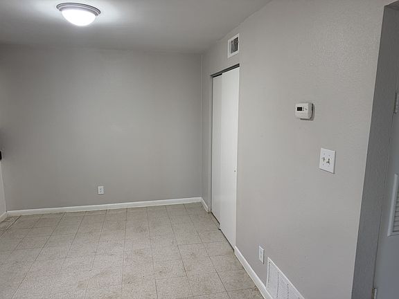 4th image of 1025 Sutton Dr APT 101