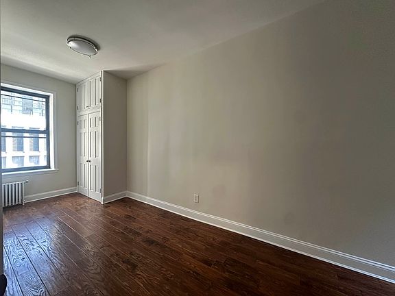 4th image of 4124 29th St APT 5B