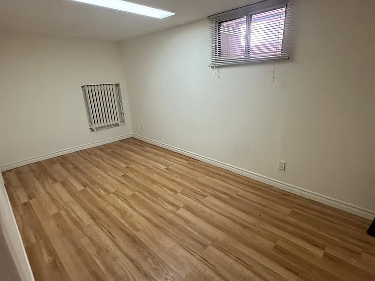 227 Evelyn Ave #4 — Photo 7