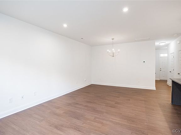 5th image of 10860 Farmstead Mill Lane Gln