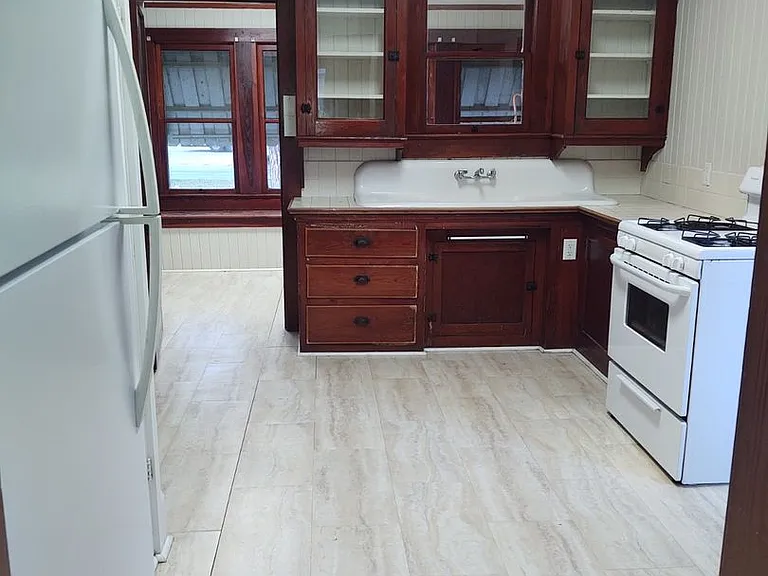 305 S Poydras St — Photo 11