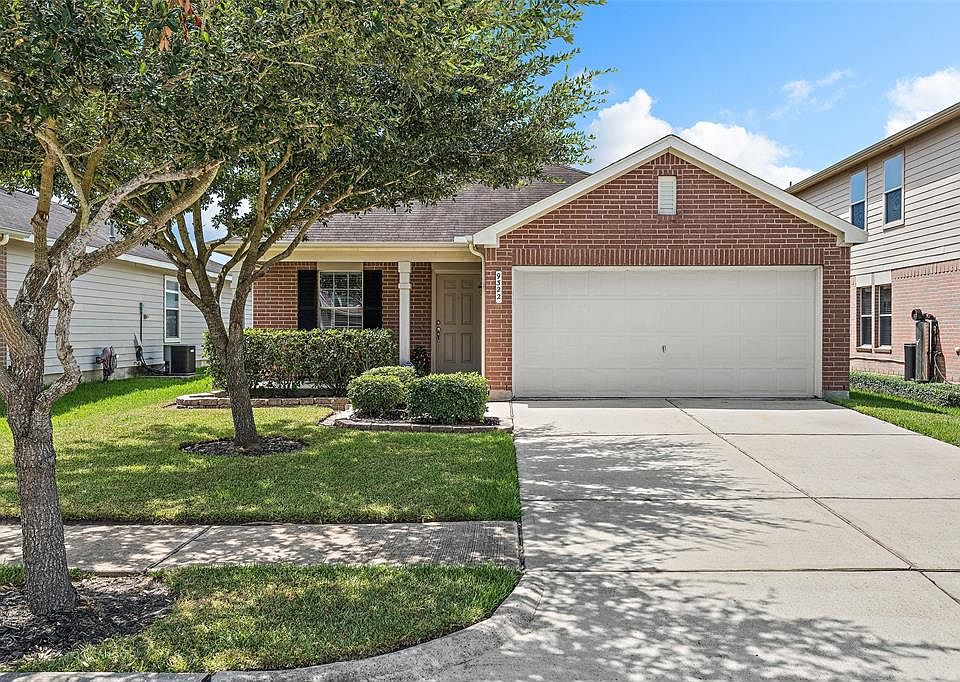 1st image of 9322 Delmont Park Ln