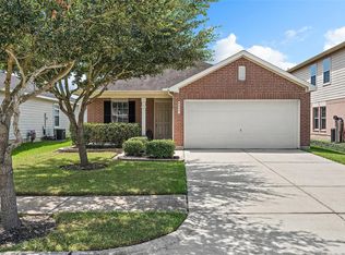 9322 Delmont Park Ln, Houston, TX 77075