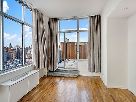 5th image of 343 E 74th St Unit Ph-3-4d