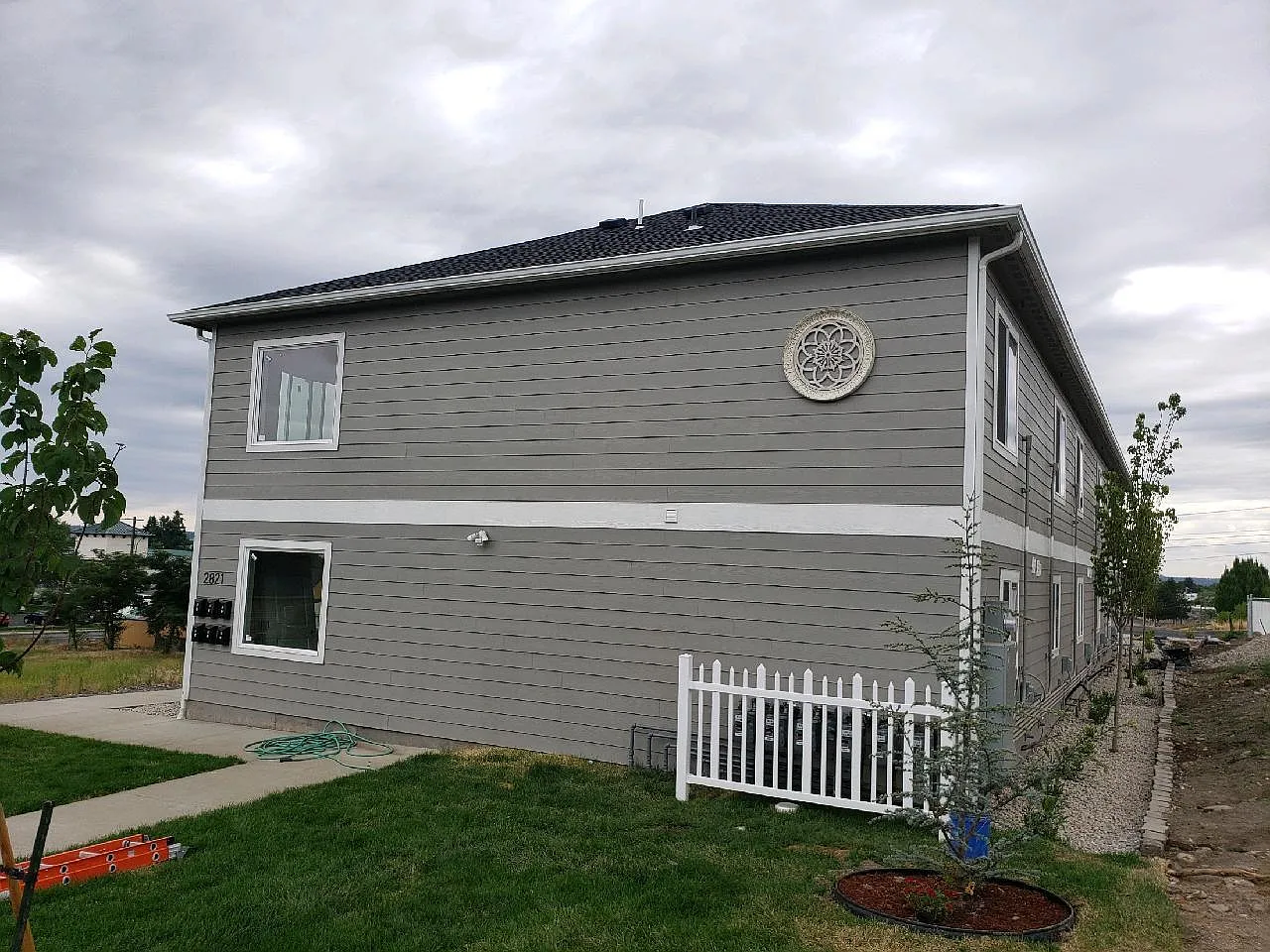 2 bed, 1.5 bath, 1050 sqft, $1,550 — Photo 1