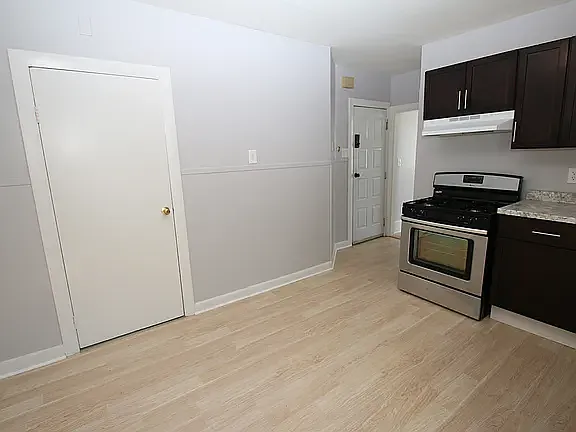 200 Princeton St #2 — Photo 9