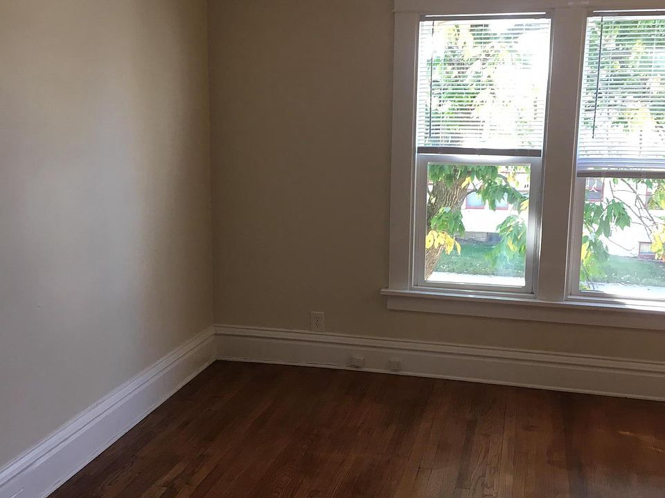 Bright and Sunny Living Room