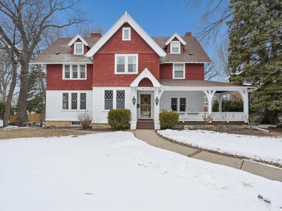 1591 Summit Ave, Saint Paul, MN, 55105