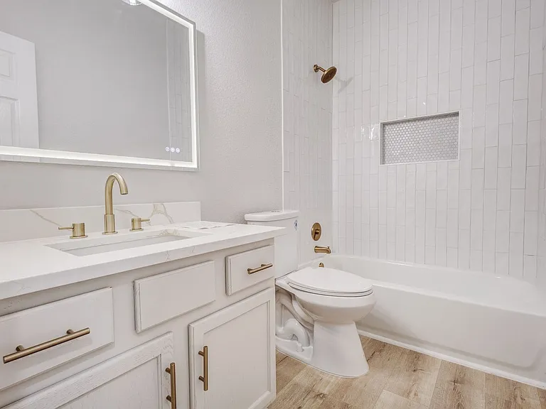 3948 Overlake Dr — Photo 8