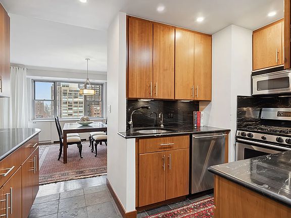 5th image of 400 E 56th St APT 29H