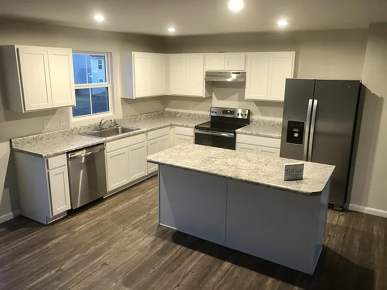 8 Torrington Dr — Photo 21