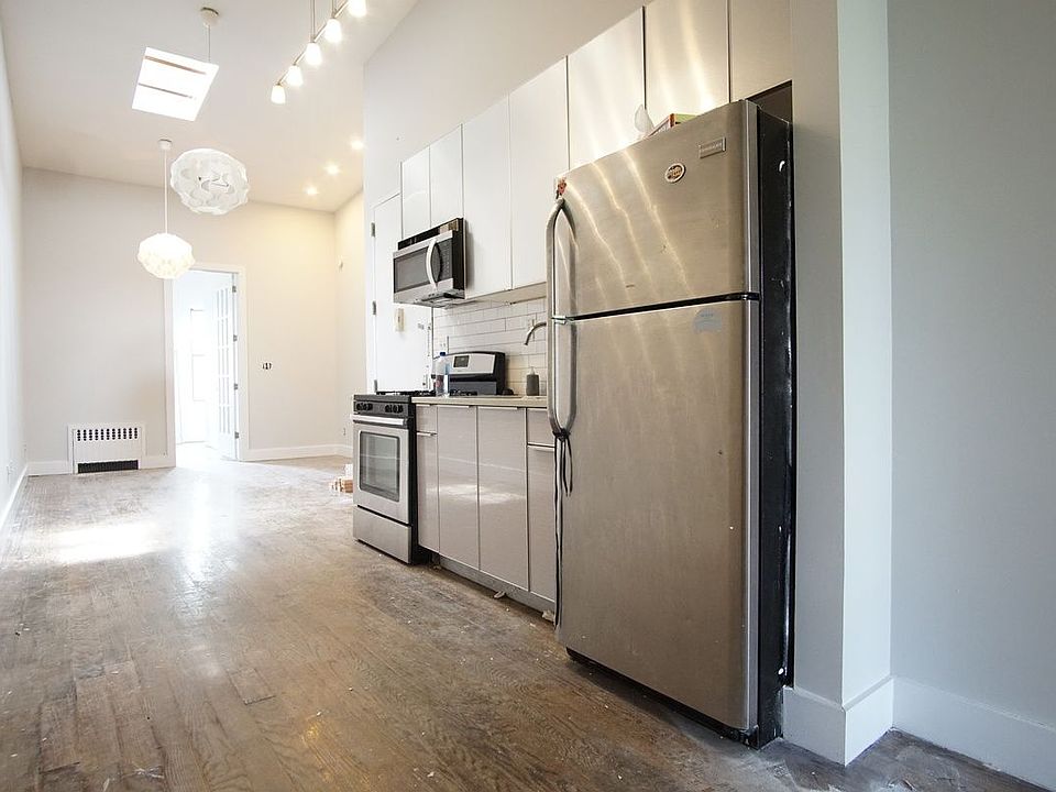 1st image of 228 Suydam St #3LL