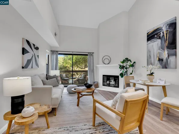 225 N Villa Way, Walnut Creek, CA 94595