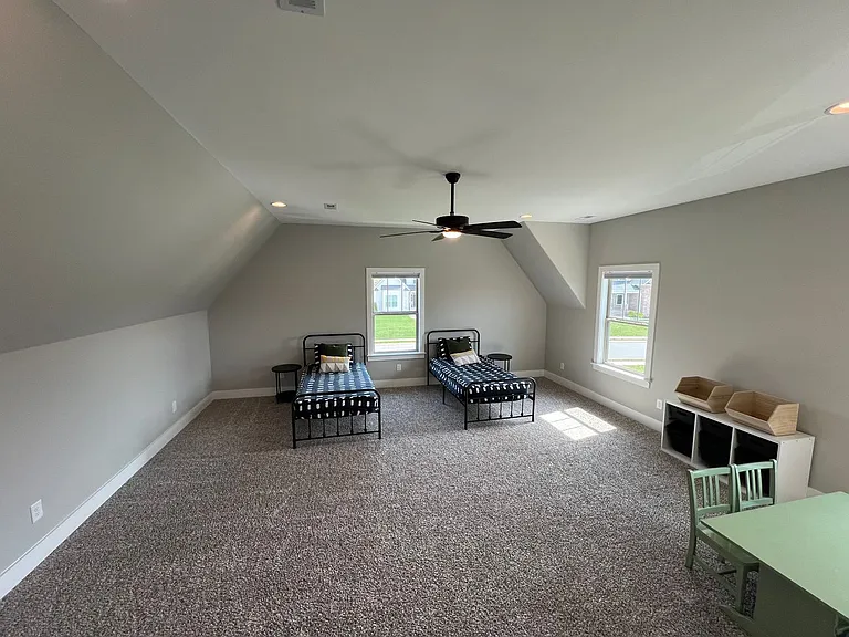 1909 Rhonda Dr — Photo 30