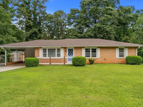 12 Dendy St, Pelzer, SC 29669