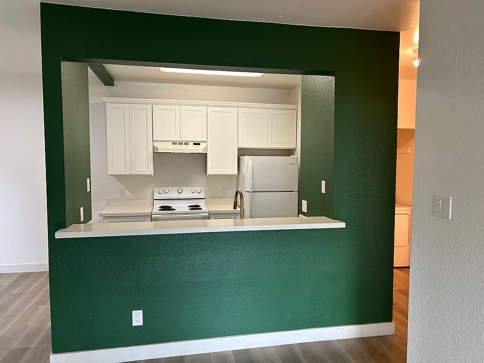 Living room/kitchen