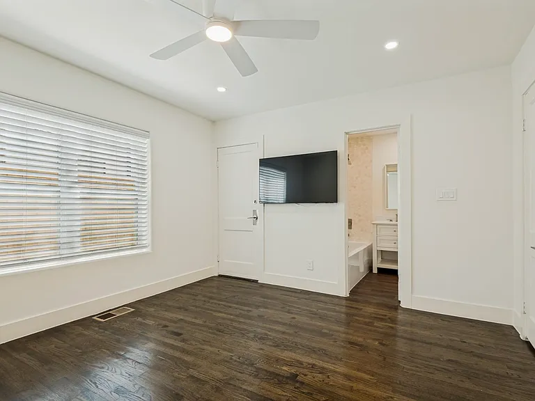 4425 Emerson Ave — Photo 18