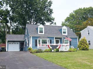 708 Preston Ln, Hatboro, PA 19040