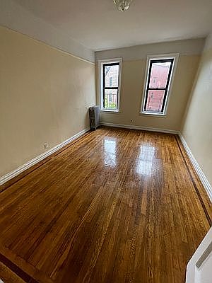 3rd image of 13333 Sanford Ave APT 1A