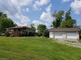 5396 Jimtown Rd, East Palestine, OH 44413