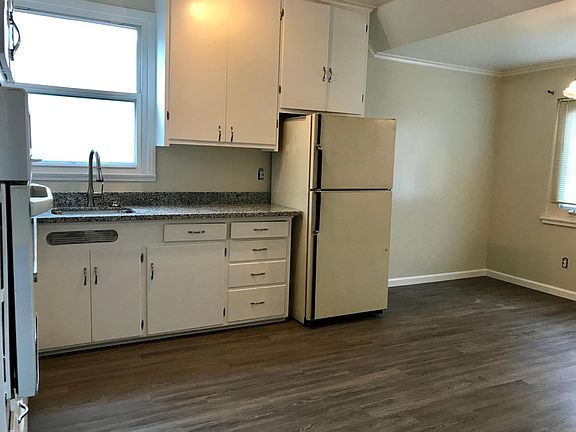 5th image of 924 Easton Ave