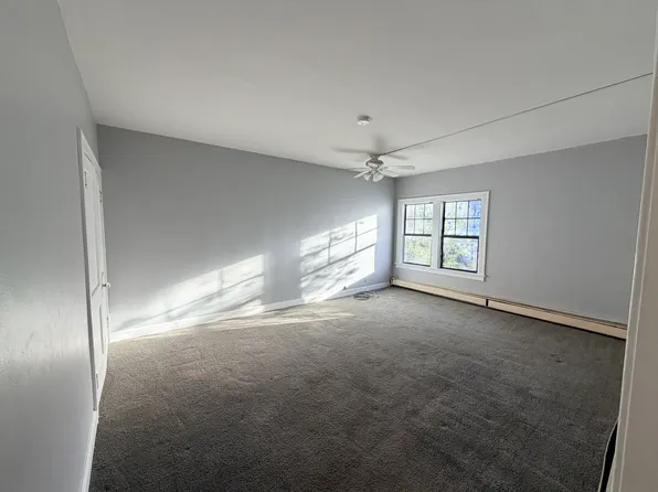 1800 Coventry Rd #4, Cleveland, OH 44118