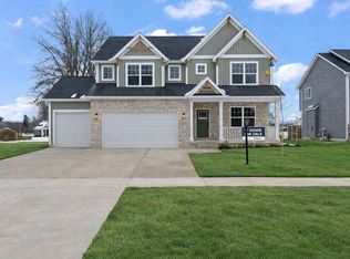 2132 Pradera Trl, Chesterton, IN 46304