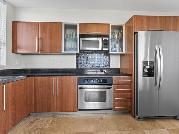 4th image of 600 W Las Olas Boulevard #502s