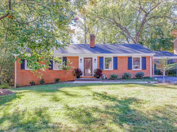 110 Denice Ln, Charlottesville, VA 22901