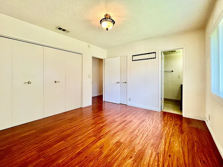 6725 Lennox Ave — Photo 40
