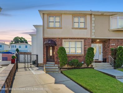 32 Poi Ct, Staten Island, NY, 10314