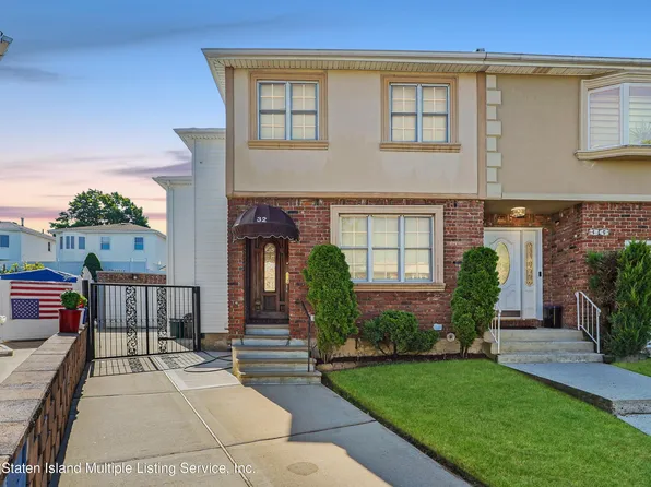 32 Poi Ct, Staten Island, NY 10314