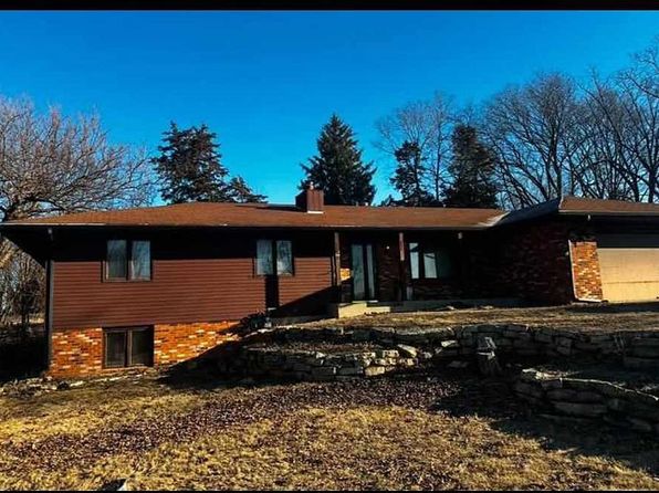 7010 Prairie Hill Rd